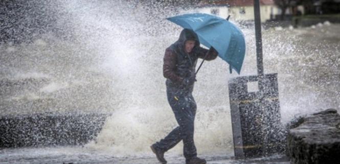 "منخفض جوي" يقترب من لبنان ويحمل أمطارًا غزيرة...