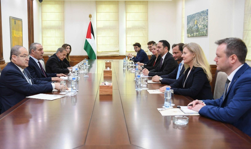 الشيخ يبحث مع ممثلي الدول الأوروبية E4 آخر المستجدات السياسية والدولية
