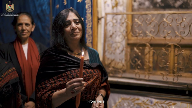اللجنة الرئاسية لشؤون الكنائس في فلسطين تطلق الشمعة الحمراء الأولى من مغارة الميلاد