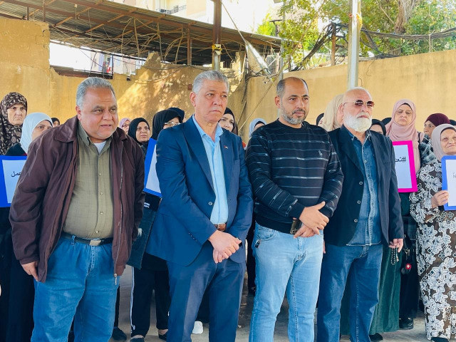 اتحاد نقابات عمال فلسطين – فرع لبنان يشارك جمعية التضامن للتنمية الإجتماعية والثقافية بالوقفة التضامنية في تمكين المرأة الفلسطينية بالعمل