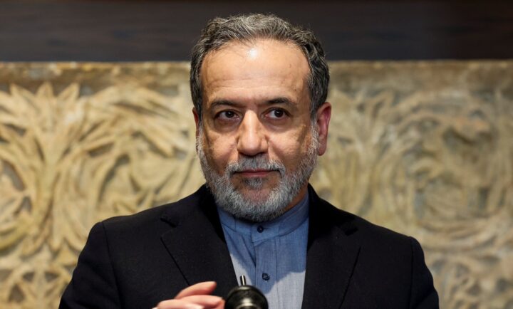 عراقجي يستغرب رد رجي: إيران تسعى إلى "بداية جديدة" مع لبنان رغم عدم الترحيب بمبادرتها