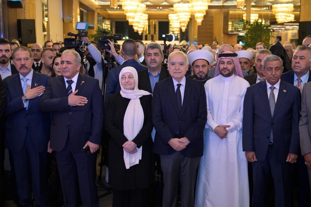 ياسر عباس يعيد تشكيل العلاقة الفلسطينية - اللبنانية