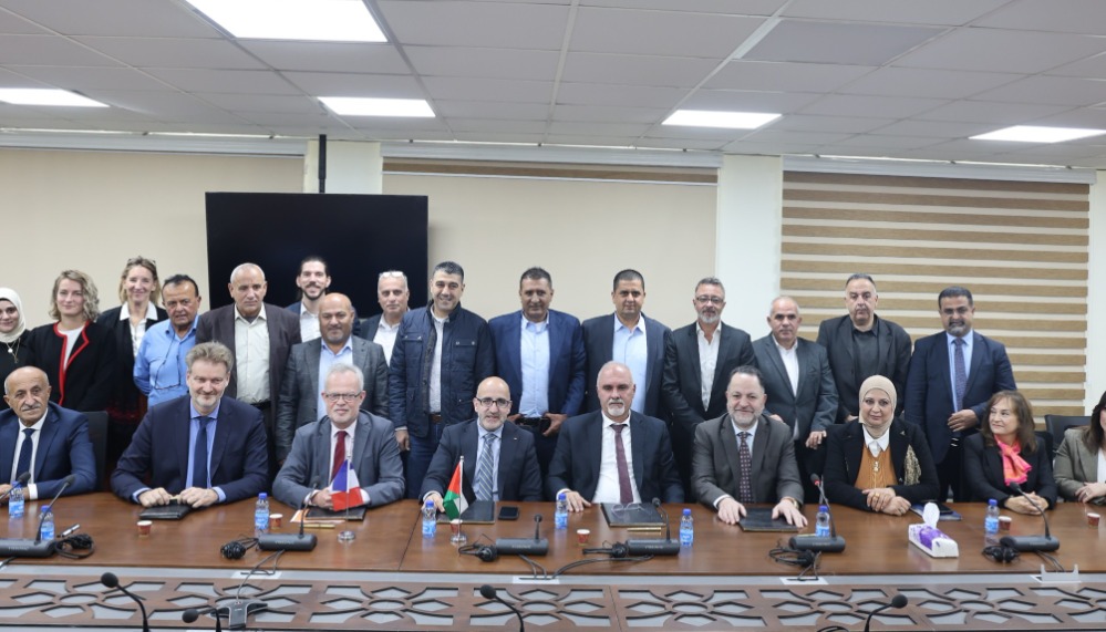 فلسطين وفرنسا توقّعان اتفاقيتي دعم لمشروعين لإصلاح قطاع المياه غرب جنين بـ 20 مليون يورو
