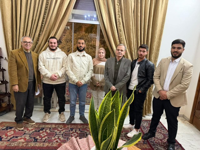 النائب د. البزري يبحث مع لجنة متابعة شؤون الممرضين الفلسطينيين في صيدا قضاياهم المهنية