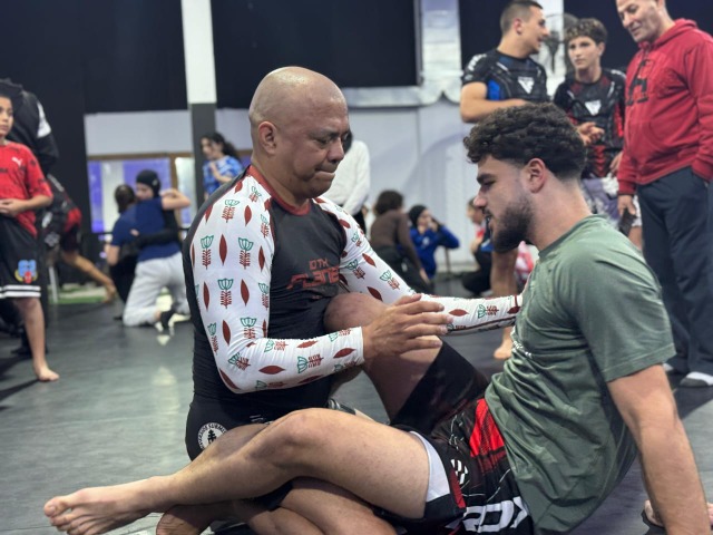 خبرات عالمية في صيدا: المدرب الأميركي  Slick Rick ضيف Top Team Academy