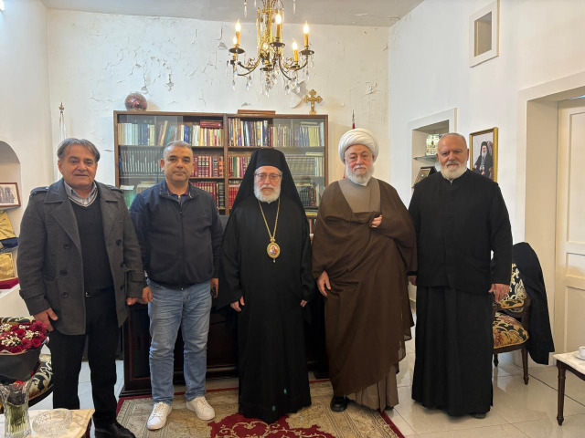 المفتي عسيران يقدم التهاني للمطران كفوري: الميلاد رسالة محبة والالتفاف حول الجيش يحمي الوطن