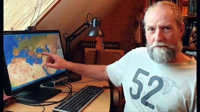"اصطفاف كوكبي مقلق"… راصد الزلازل الهولندي يطلق تحذيرًا جديدًا!