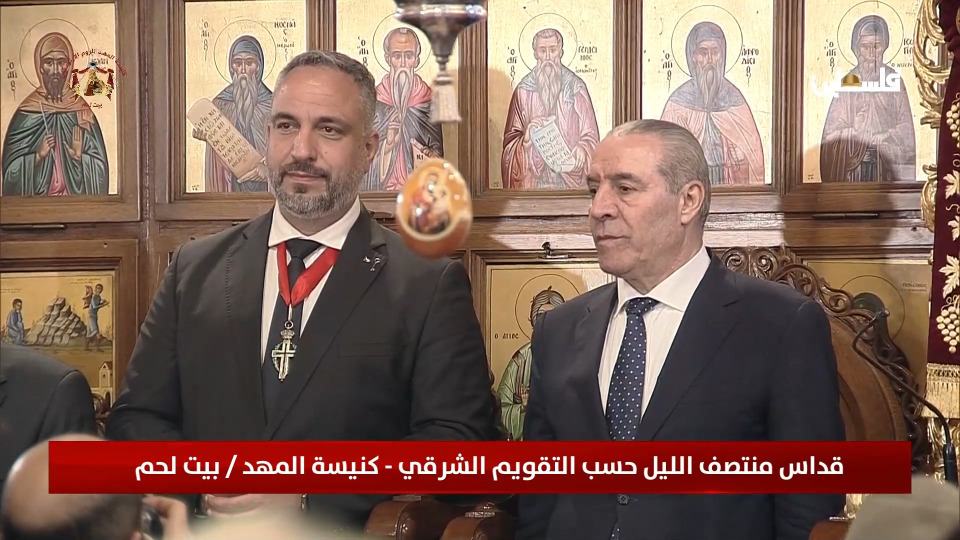 ممثلا عن الرئيس عباس.. الشيخ يحضر قداس منتصف الليل