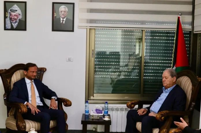 فتوح يستقبل القنصل الإيطالي العام في القدس