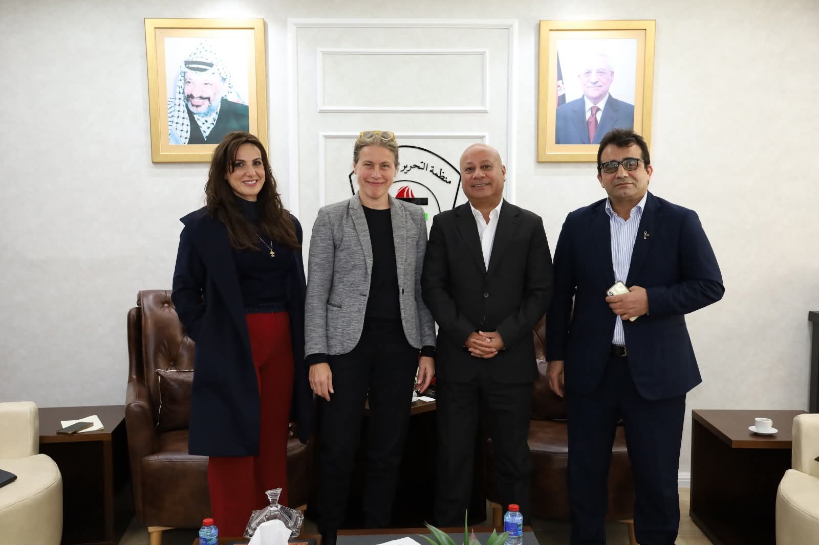 د. أبو هولي يبحث مع القنصل السويدي أوضاع اللاجئين الفلسطينيين في المخيمات وأزمة "الاونروا" المالية وتداعياتها