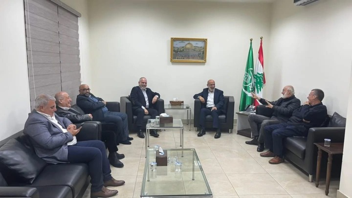 د. بسام حمود يستقبل النائب السابق زياد أسود على رأس وفد من قرى شرق صيدا