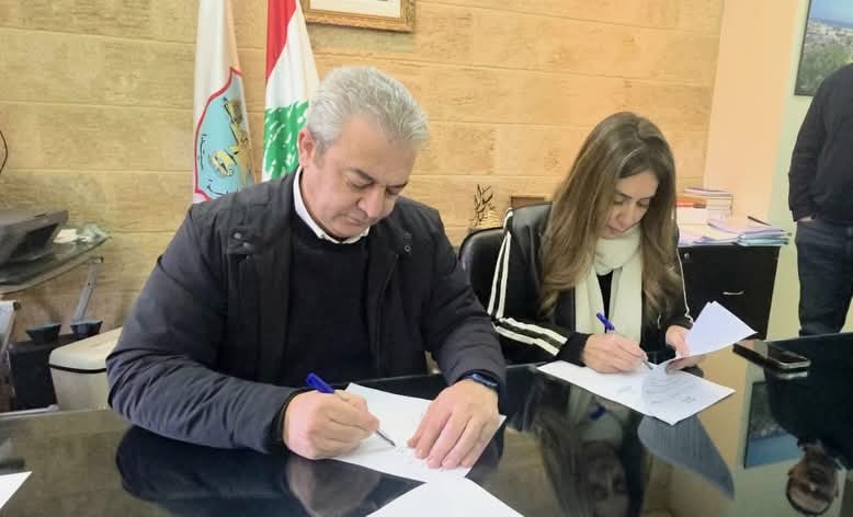 بلدية صيدا و"جمعية محمد زيدان" توقعان مذكرة تفاهم لإنارة المدينة القديمة خلال شهر رمضان المبارك
