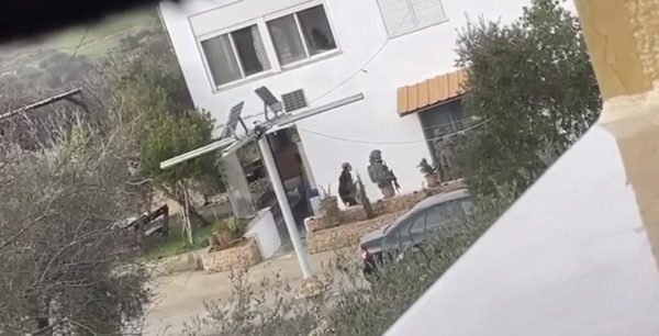 اللجنة الرئاسية لشؤون الكنائس في فلسطين تزور نجاة عيد وتدين اعتداء المستوطنين في بيرزيت