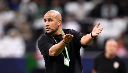 الاتحاد اللبناني لكرة القدم يعيّن الجزائري مجيد بوقرة مدربًا لمنتخب لبنان الأول