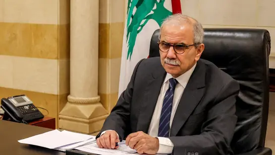 الرئيس سلام يتابع أوضاع اللبنانيين في الخليج… وخطوط ساخنة للطوارئ
