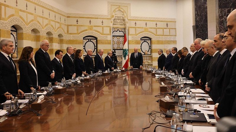 مجلس الوزراء يقرّ حظر نشاطات "الحزب" الأمنية والعسكرية