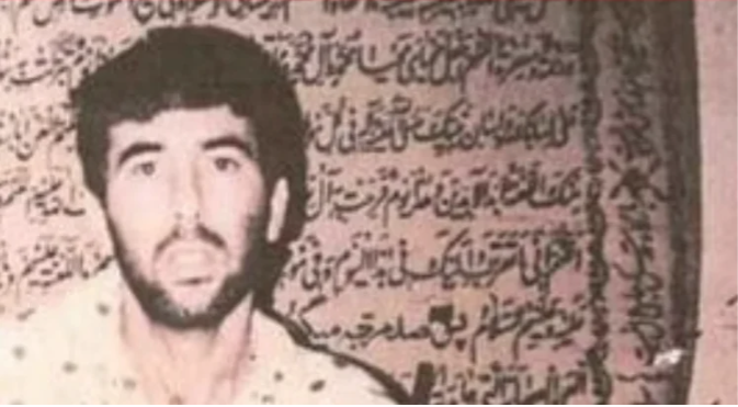 ​من هو رون آراد؟