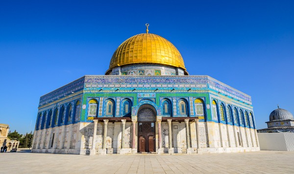 الرئاسية العليا لشؤون الكنائس: إغلاق المسجد الأقصى أمام شعبنا للصلاة والاحتفال بعيد الفطر جريمة وانتهاك لحرية العبادة