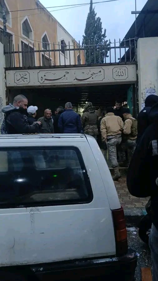 إشكال داخل مسجد خلال صلاة عيد الفطر