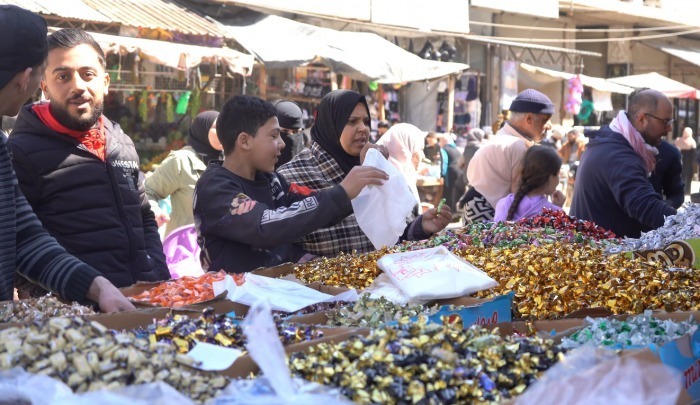 فجر العيد في المخيمات... تتعالى التكبيرات في المساجد