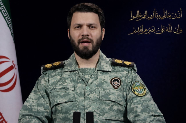 مقر "خاتم الأنبياء": ترامب ألعوبة بيد نتنياهو ويجرّ جنوده لـ"مستنقع الموت"