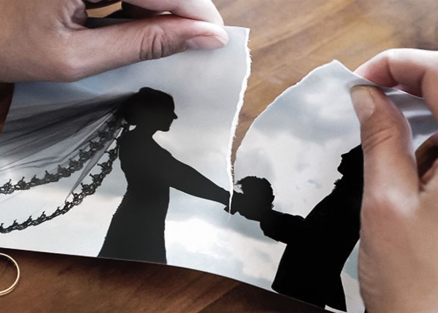أغرب حالة.. "مضيق هرمز" و"حفارة كوسا" ينهيان حياة زوجية في أروقة المحاكم