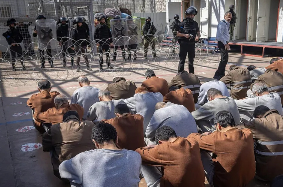 "الكنيست" تصادق نهائيا على قانون إعدام الأسرى الفلسطينيين
