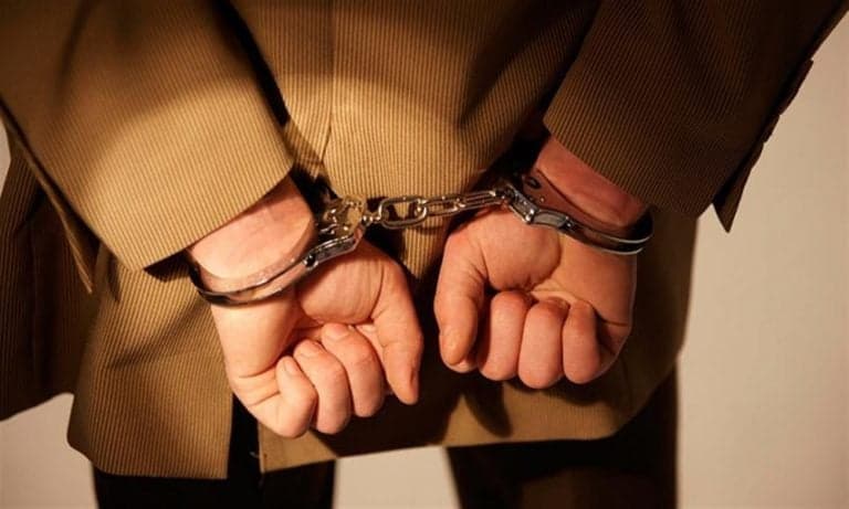 توقيف مشتبه بالتعامل مع "الموساد" والتحقيقات تشير إلى دوره في عمليات اغتيال وتسريب بيانات حساسة