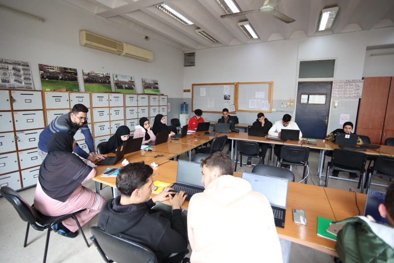 مؤسسة الحريري تطلق عبر "مركز التدريب المهني" و"أكاديمية سيسكو" دورات تمكين للنازحين بمهن وحِرَف توفر لهم مصدر دخل مستداماً