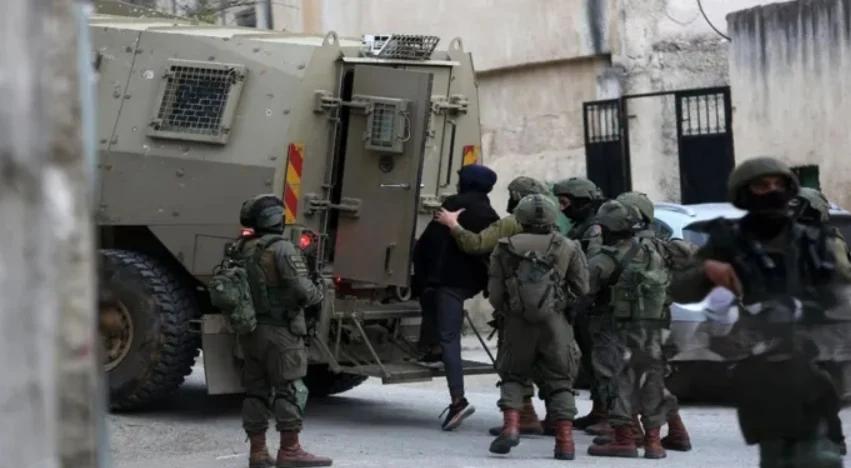 منهم أطفال ونساء وصحافيون.. أكثر من 23 ألف حالة اعتقال في الضفة والقدس المحتلة منذ بدء الإبادة