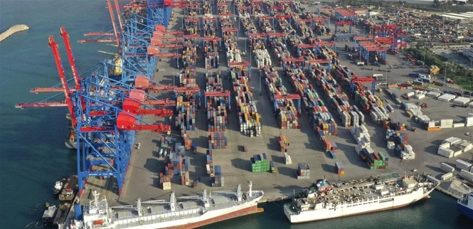 بعد ازمة "مضيق هرمز".. مرافئ لبنان جاهزة لعبور التجارة الخليجية