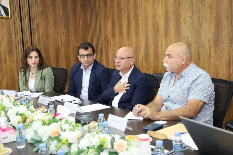 د. أبو هولي: المشروع يشكل أولوية وطنية في ظل التدهور الحاد في البنية التحتية داخل المخيمات الفلسطينية