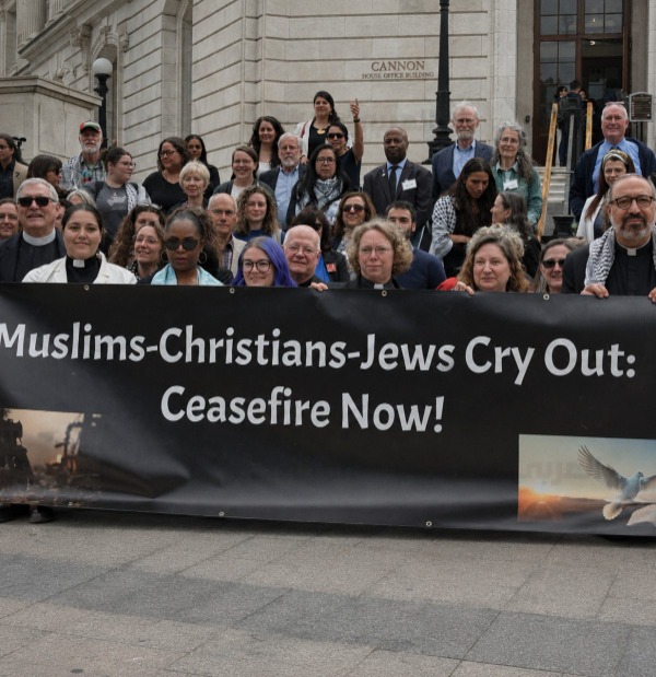 قيادات ومرجعيات مسيحية أميركية تطالب الكونغرس بوقف دعم الكيان الإسرائيلي وحماية الفلسطينيين في القدس وغزة