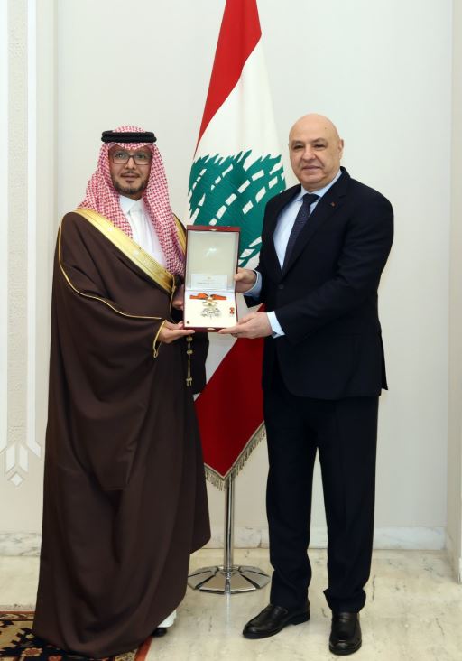 ​الرئيس عون يستقبل بخاري مودعاً وبنوه بدوره في تعزيز العلاقات الأخوية بين البلدين الشقيقين
