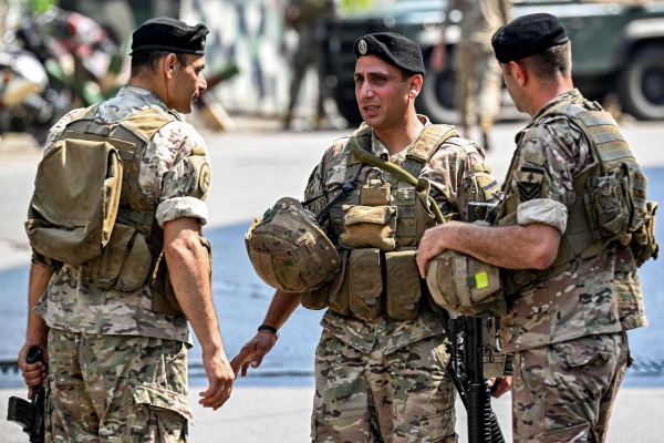 بين طرابلس وبعلبك.. الجيش يوقف 8 أشخاص بجرم إطلاق النار