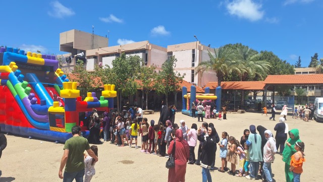 "كارمس العيد" في مركز استقبال النازحين - معهد صيدا التقني