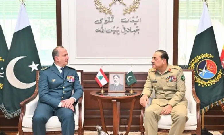 قائد الجيش العماد هيكل  يختتم زيارته إلى باكستان..