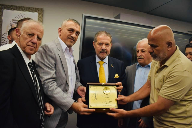 ياسر عباس موضع تكريم "الضمان الصحي الفلسطيني" في لبنان بانتخابه بعضوية اللجنة المركزية لحركة "فتح"