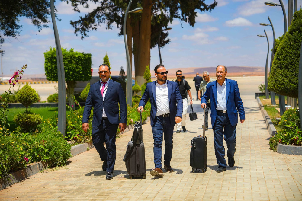 وصول قنصل نيبال في لبنان ونائب رئيس برلمان المتوسط إلى بنغازي للمشاركة في المؤتمر الآسيوي الأفريقي