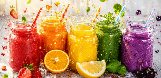 مشروبات الصيف قد ترفع السكر في الدم.. تجنبوها