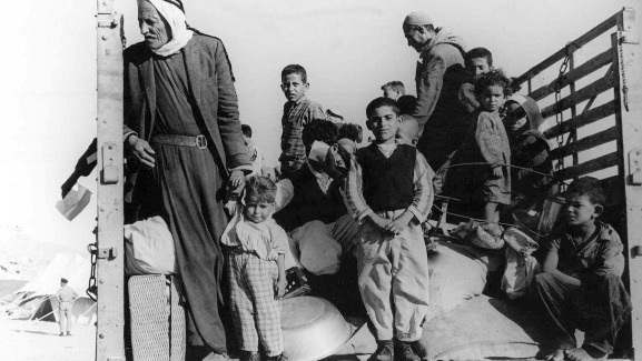 "فلسطين المقتلَعة".. معرض في كندا يستعيد شهادات مهجّرين عن النكبة