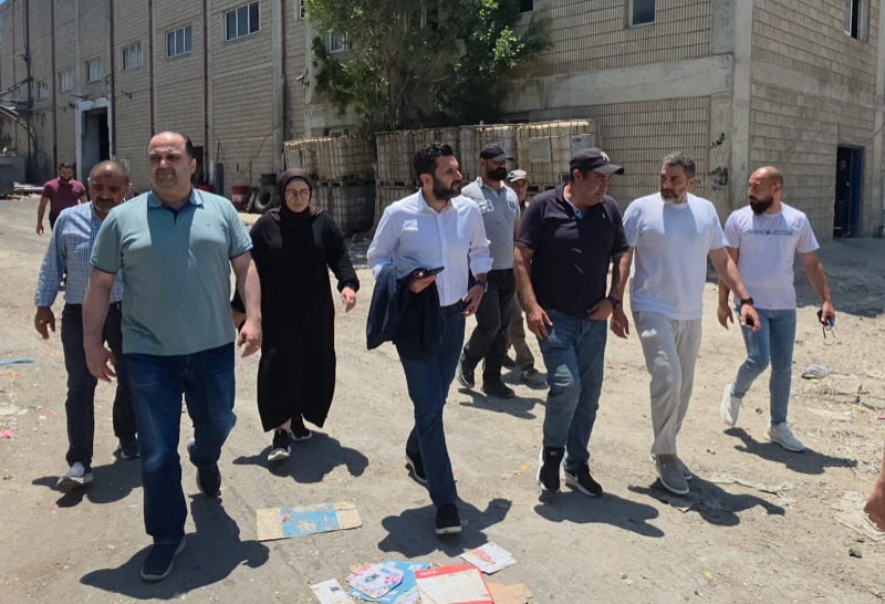 جولة تفقدية لعكرة وأعضاء من المجلس البلدي في معمل النفايات للتأكد من انتظام سير العمل عقب القرار القضائي