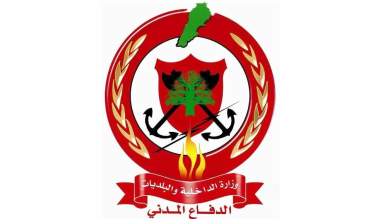 الدفاع المدني ينقل جثمان الشهيد العنصر حسين الساطي إلى بلدته السماعية - صور