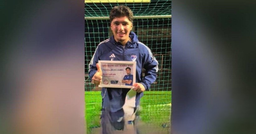 المحترف اللاعب الفلسطيني عمر سامر أصلان ينضم إلى نادي "بريمن sv الألماني" ويطمح لتمثيل منتخب بلاده فلسطين