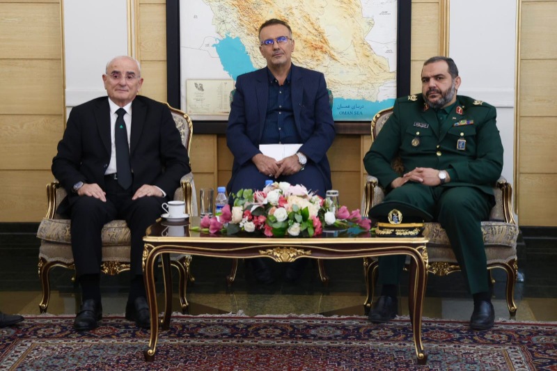 الوزير منسى يمثل لبنان في طهران للمشاركة بمراسم تأبين الإمام الخامنئي