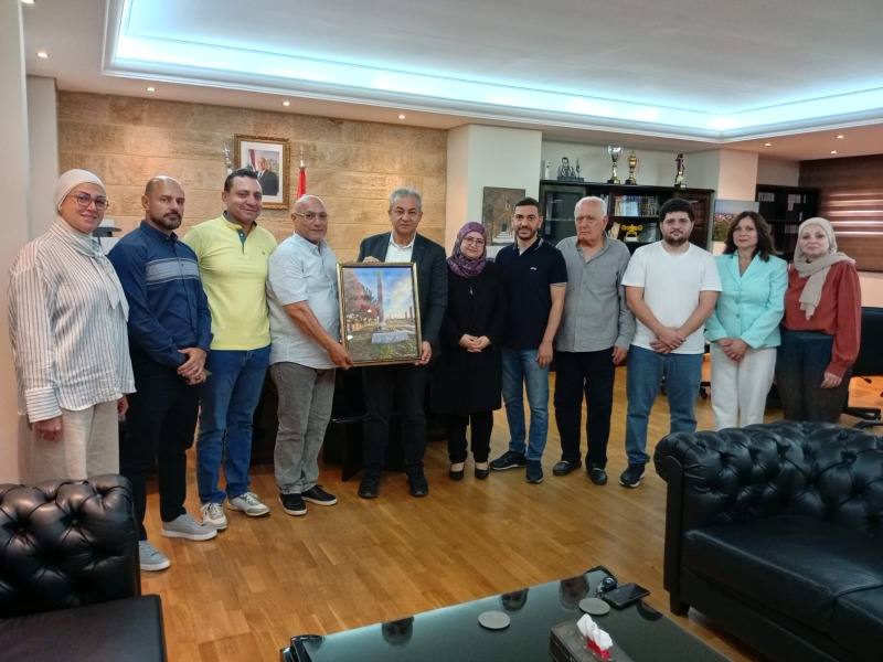 بلدية صيدا تستقبل وفداً من بلدية صور تقديرًا لجهود المدينة خلال الحرب وتأكيداً على أهمية التعاون المشترك