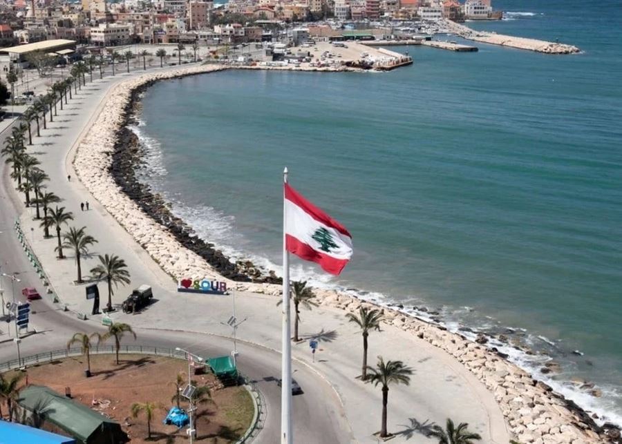 بعد الدمار.. صور تبدأ إزالة ركام المباني المنكوبة