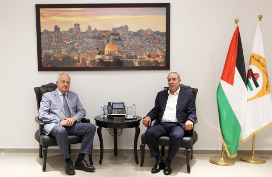 الشيخ يستعرض مع ممثل روسيا الاتحادية لدى فلسطين أبرز التطورات السياسية