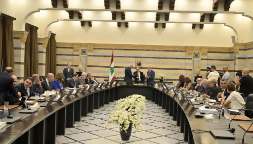 تعيينات في مجلس الوزراء وتراخيص لمطار القليعات