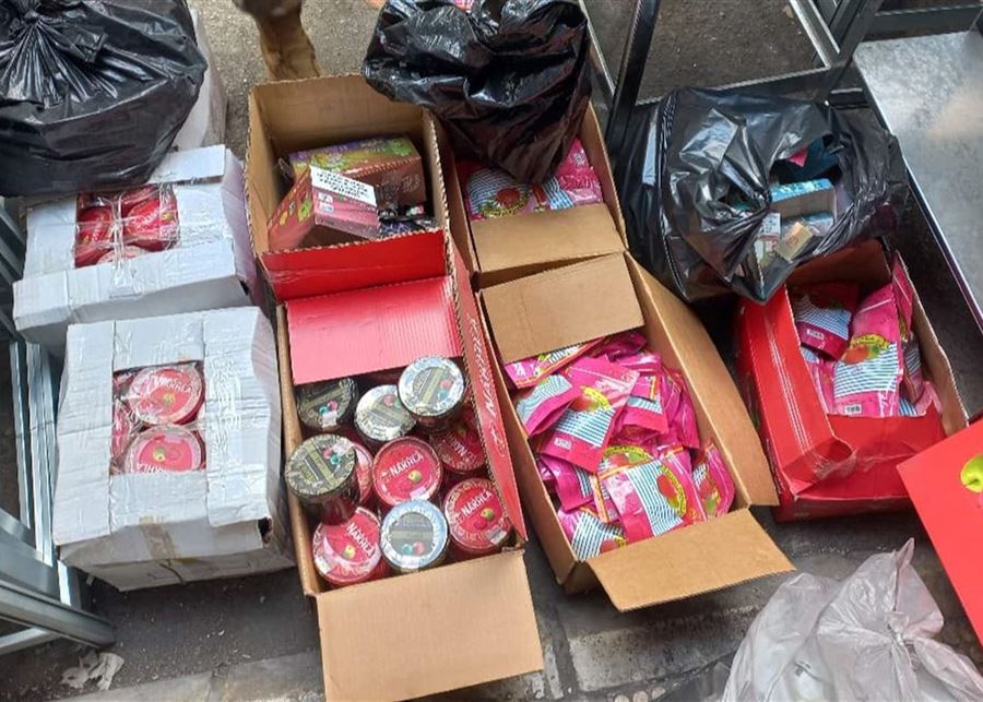 "الريجي" تضبط كميات من السجائر والتنباك والمعسّل المهرّب في الرميلة وصيدا